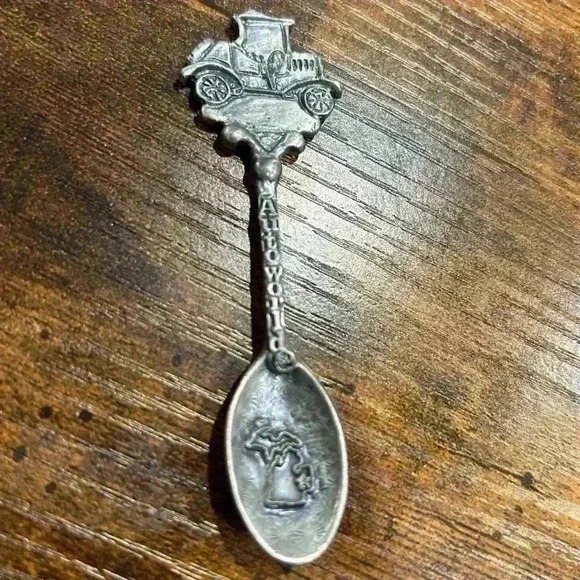 Vintage Souvenir Collector Spoons 3 Pieces Pewter Ford Busch Gardens New Orleans - Picture 4 of 6